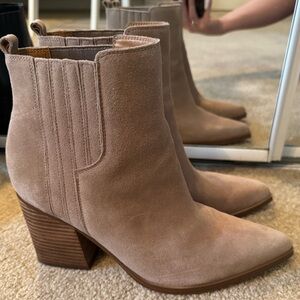 Marc Fisher Women's Matter Pointed Toe Ankle Boots in tan suede size 12M.